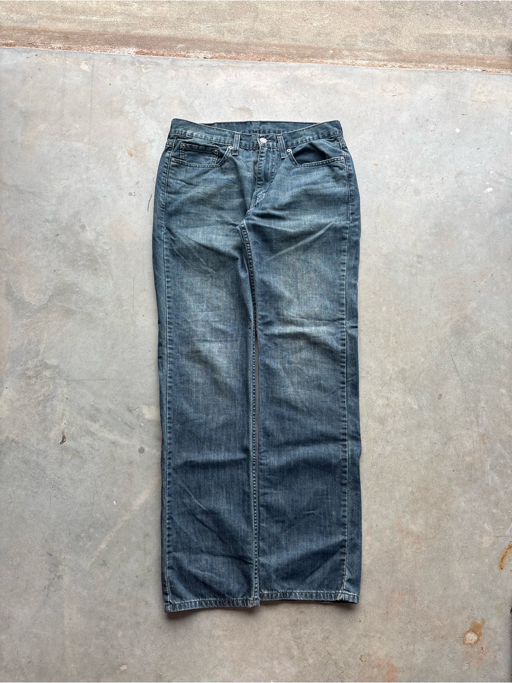 Levi's Men's Straight-Leg Jeans - Faded Blue Wash